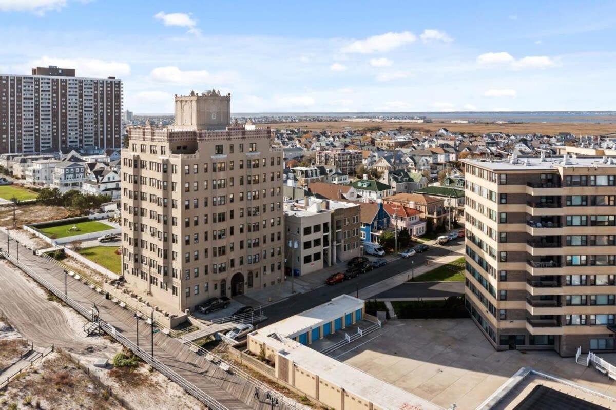 Modern 4Br 2Ba Apt Steps To The Beach Open Living Atlantic City Exterior foto